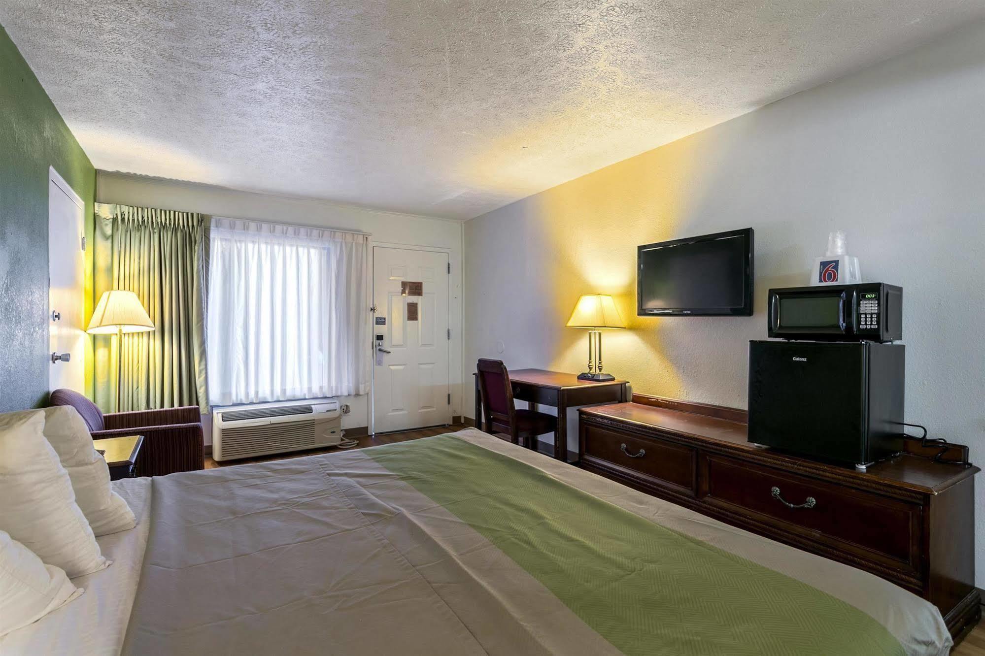 Americas Best Value Inn Edgewood, Md Exterior photo